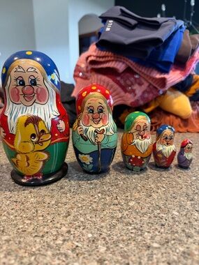 Hand-Painted Russian Nesting Dolls Set - seven dwarves